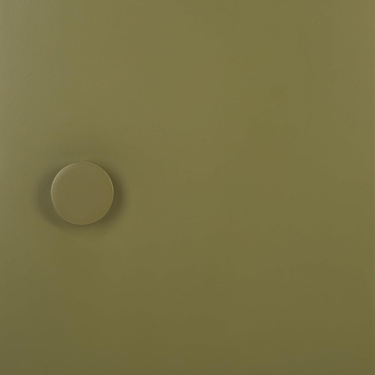 SAFAVIEH Couture Collection - Aldwyn Olive Green Metal Accent Table, Modern Fully Assembled Side Table (SFV6803B)