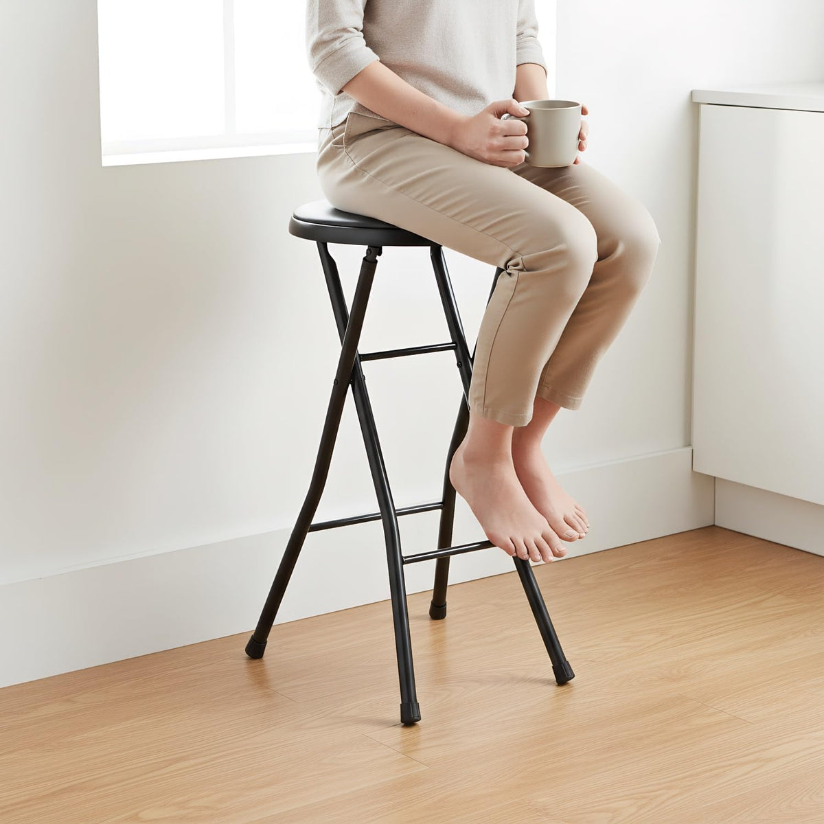Portable Folding Metal Stool with Non-Slip Rubber Feet, Lightweight Compact Stool for Kitchen, Bar, Classroom, and Camping, Space-Saving Foldable Design with Padded Seat, Supports 200 lbs, Black