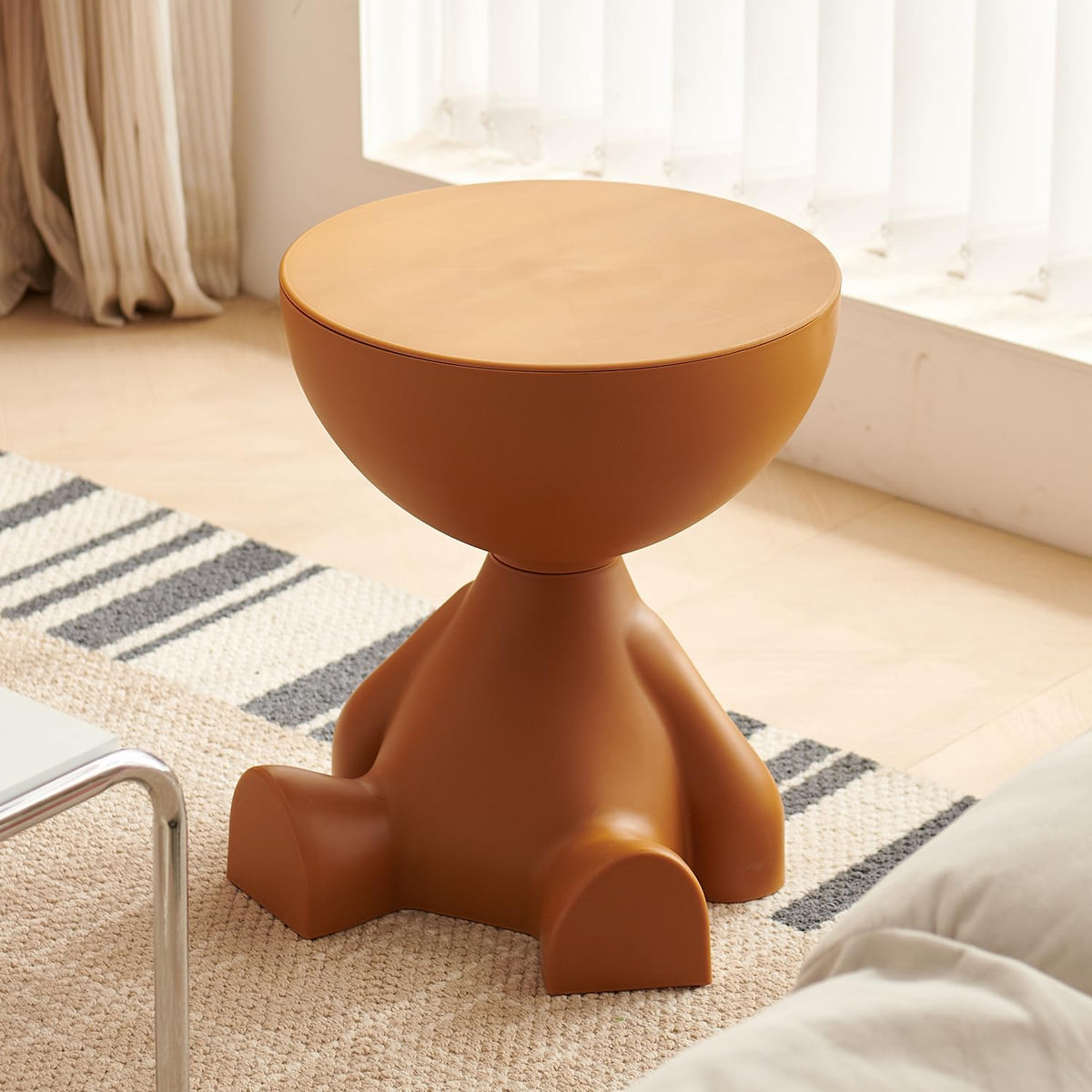 Circle Side Table, Round Modern End Table, Waterproof & Durable, Small Coffee Table for Living Room, Bedroom, Bedside, Versatile Accent Table - Orange