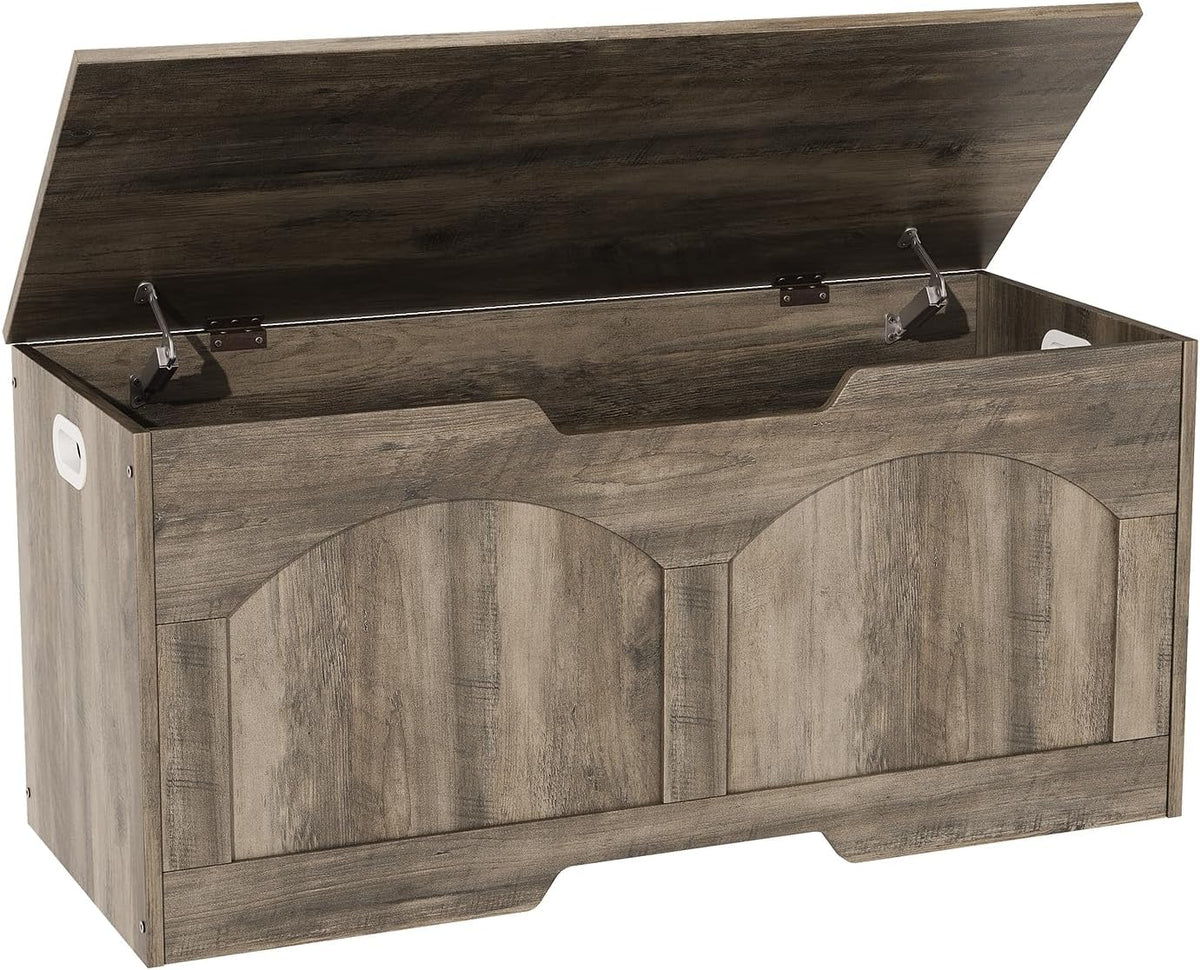 Storage Chest, 31.5" Retro Wooden Storage Trunk Bench with 2 Safety Hinges, Entryway Bench, U-Shaped Opening, Easy Assembly, 31.5" x 15.7" x 18.3" Storage Chest Box Organizer Bench, Light Greige