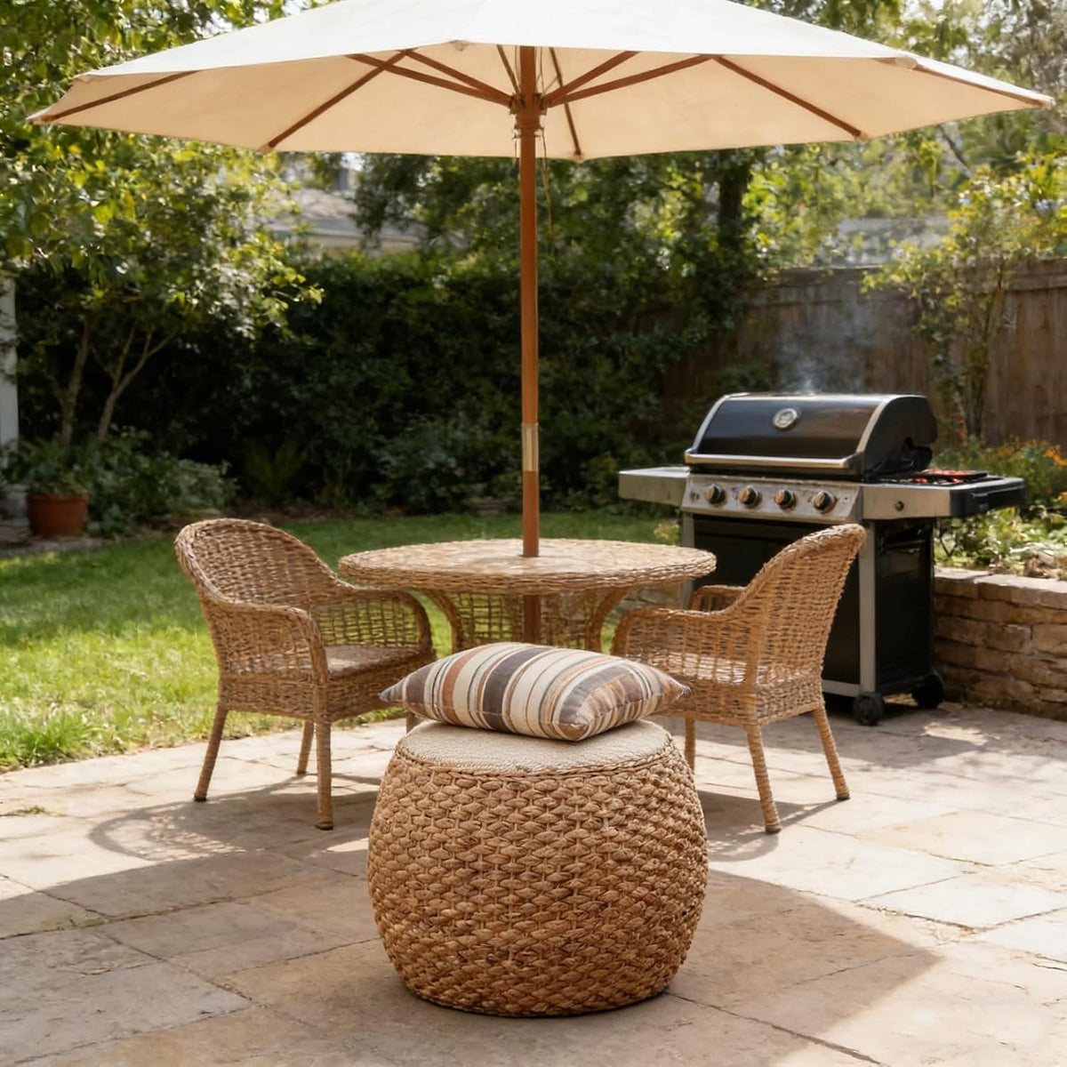 Small Round Ottoman Footrest Stool with Cushion Boho Decorative Accent Seat for Living Room Entryway Footrest Pouf Hand Knitted(22cm/8.6in)