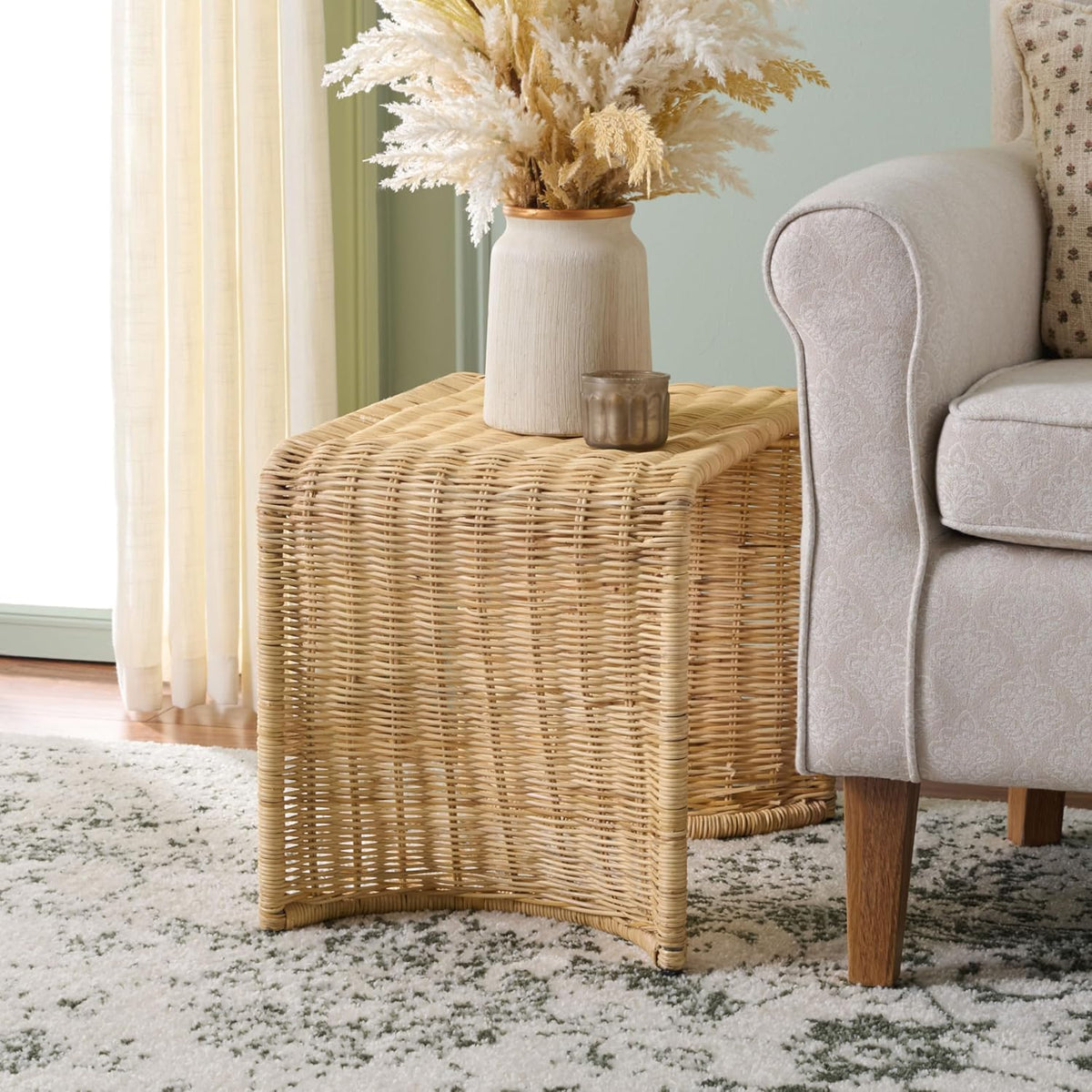 SAFAVIEH Home Collection - Zendy Light Natural Rattan Accent Table, Coastal Waterfall Silhouette, Fully Assembled (ACC6508A)