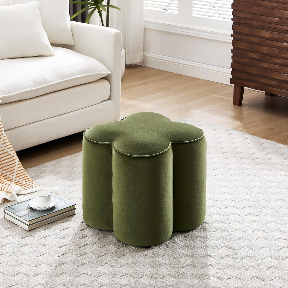 Zesthouse Flower Pouf Ottomans Foot Rest Set of 2, Velvet Fabric Poofy Ottomans Footstool for Sofa Couch, Modern Living Room Stool Seats for Hallway, Cute Square Vanity Stools for Bedroom Dorm, Green